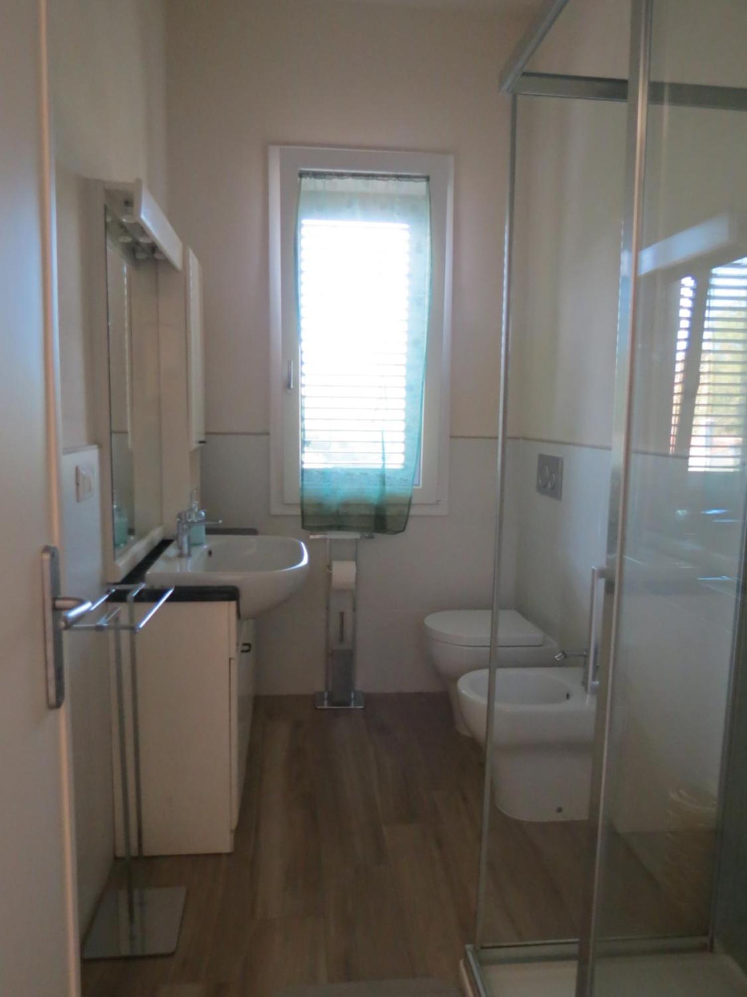 Casa Vacanze “Bouganville” Loc Avane Pisa Векиано Екстериор снимка