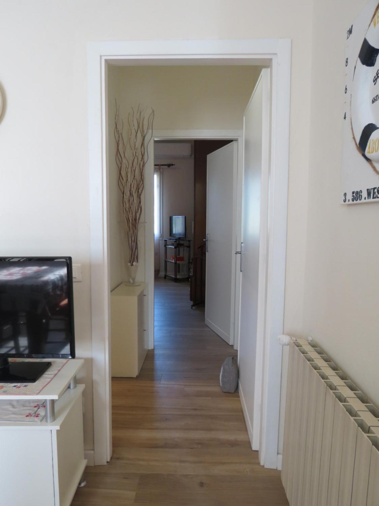 Casa Vacanze “Bouganville” Loc Avane Pisa Векиано Екстериор снимка